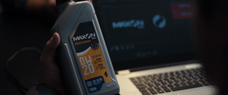 Mitos e verdades que o motorista ouve no posto sobre óleo lubrificante